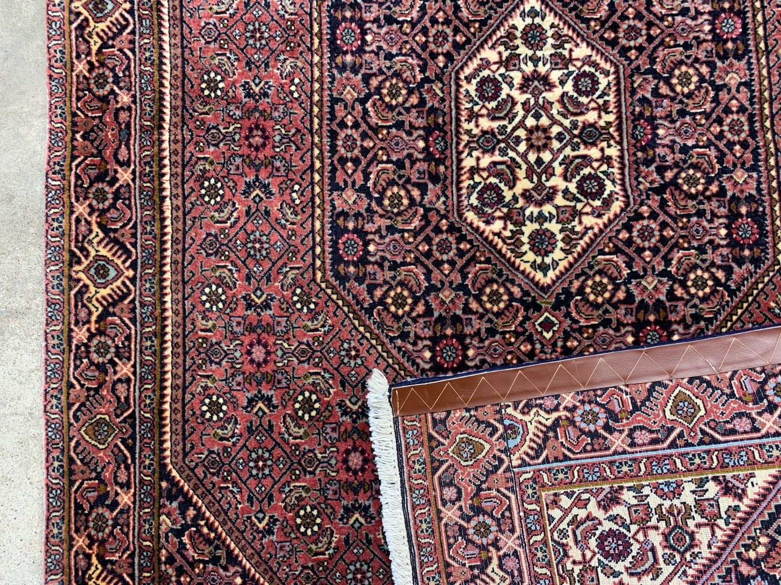 3'7"x6'1" Hand-Knotted 100% Wool Pile Bijare Carpet - Area Rug