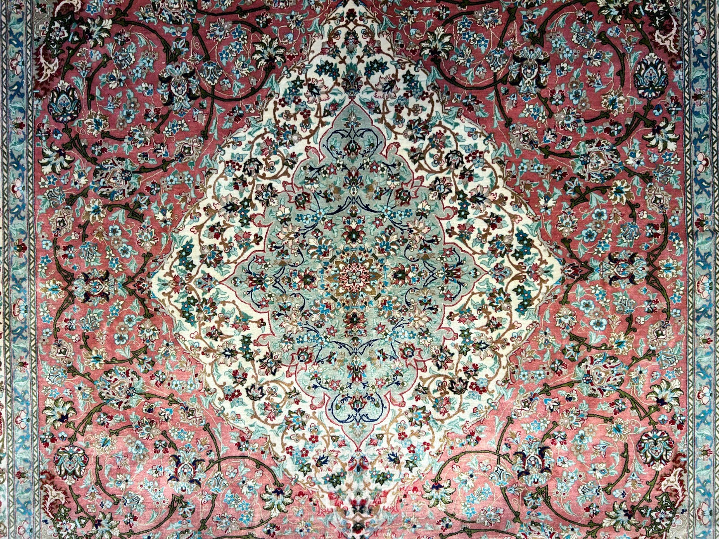6'5"x9'5" Exquisite Hand-Knotted 100% Silk Qume Rug