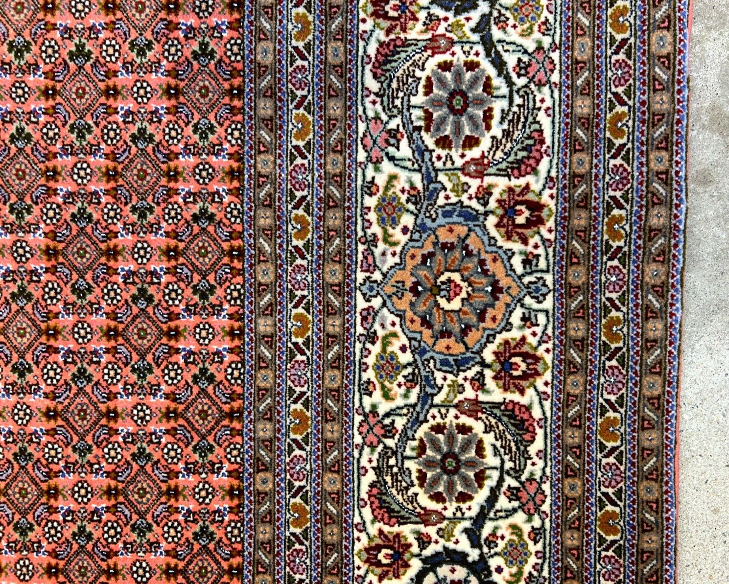 6'10"x10'1" Fine Hand-Knotted Wool & Silk Blend Tabrize Mahi Carpet - Area Rug