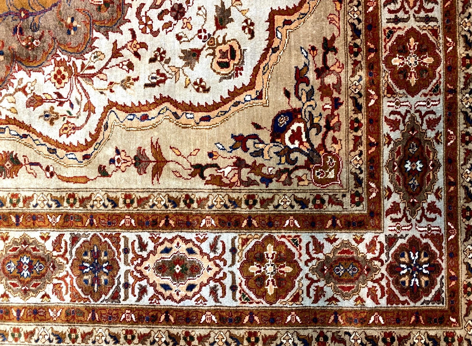 3'10'' x 5'4" Very Fine Hand-Knotted 100% Silk Afghan Area Rug