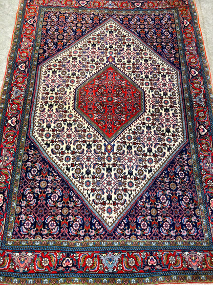 3'9"x5'5" Hand-Knotted 100% Wool Pile Bijare Rug