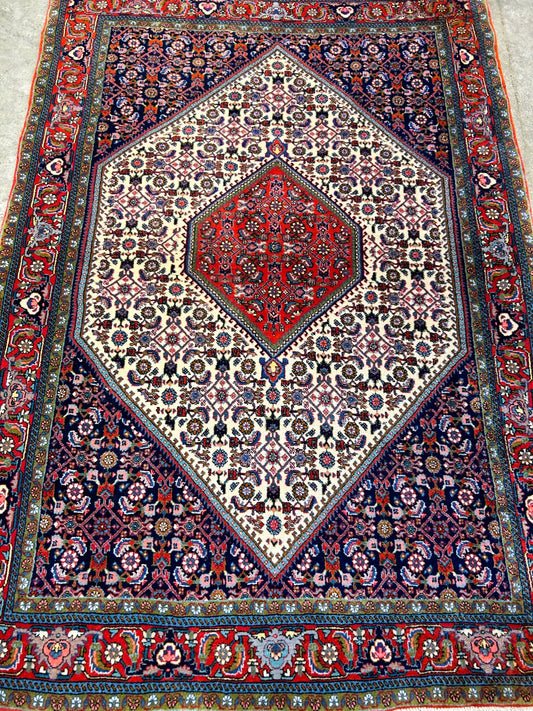 3'9"x5'5" Hand-Knotted 100% Wool Pile Bijare Rug