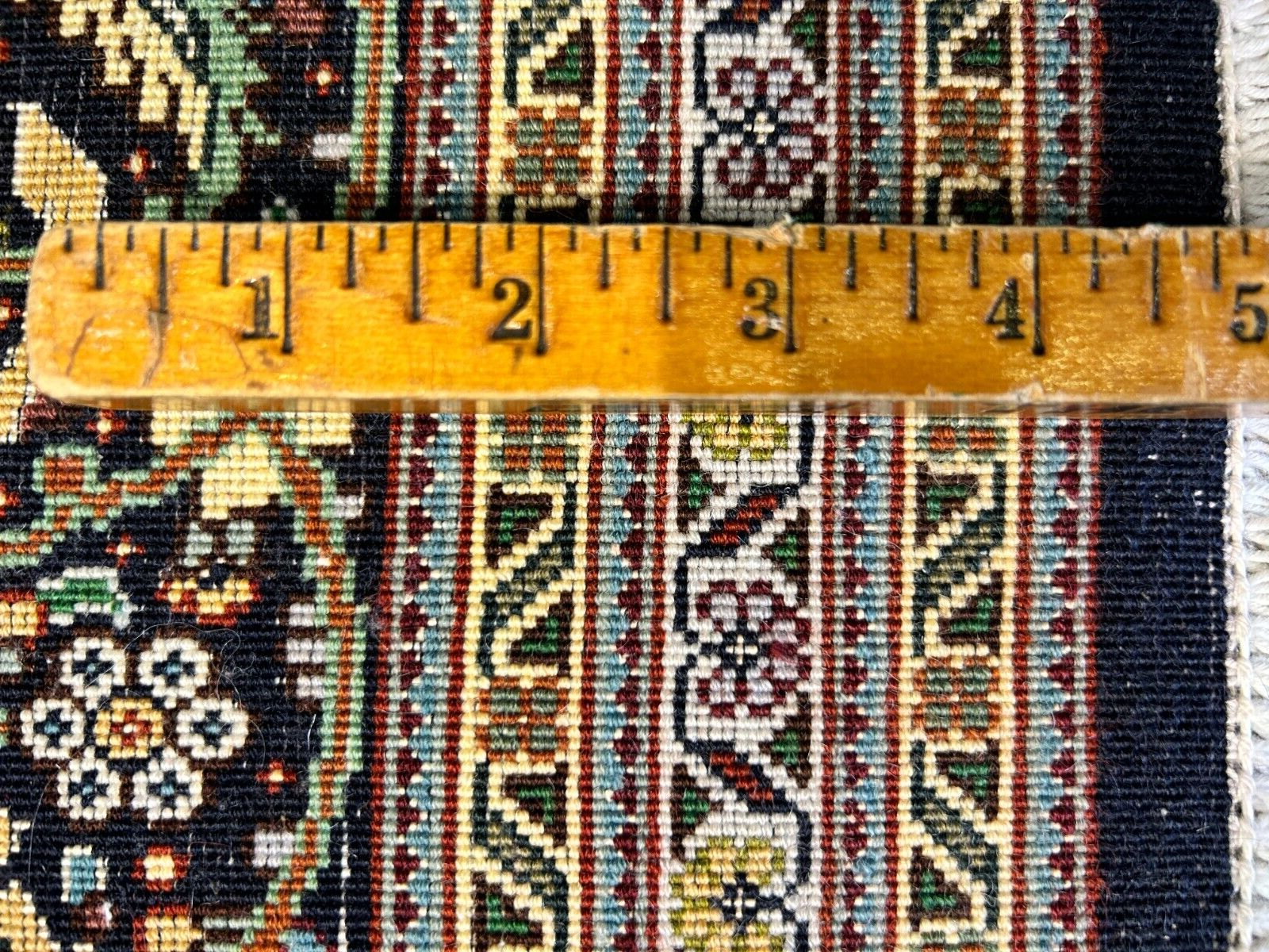 6'8"x10'3" Fine Hand-Knotted Wool & Silk Blend Tabrize Mahi Carpet - Area Rug