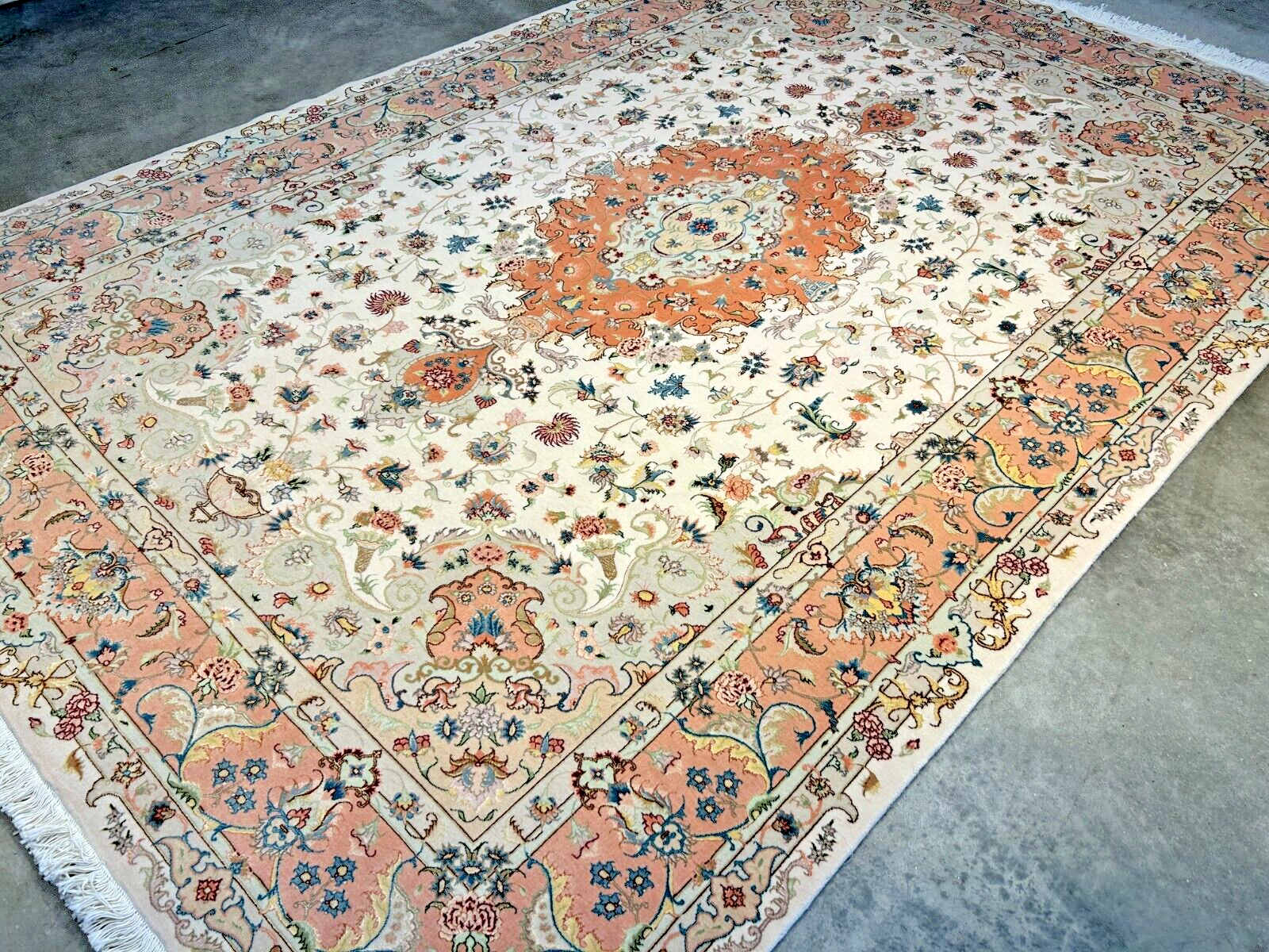 6'7"x9'10" Extra-Fine Hand-Knotted Wool & Silk Blend Tabrize Carpet - Area Rug