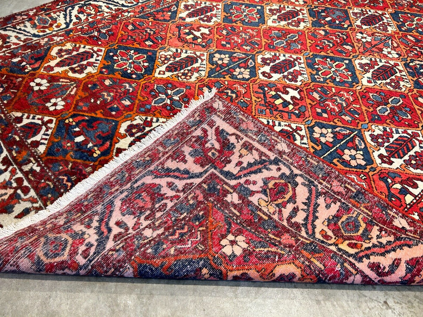 7'0"x9'11" Hand-Knotted 100% Lamb Wool Bakhtiarie Carpet - Area Rug