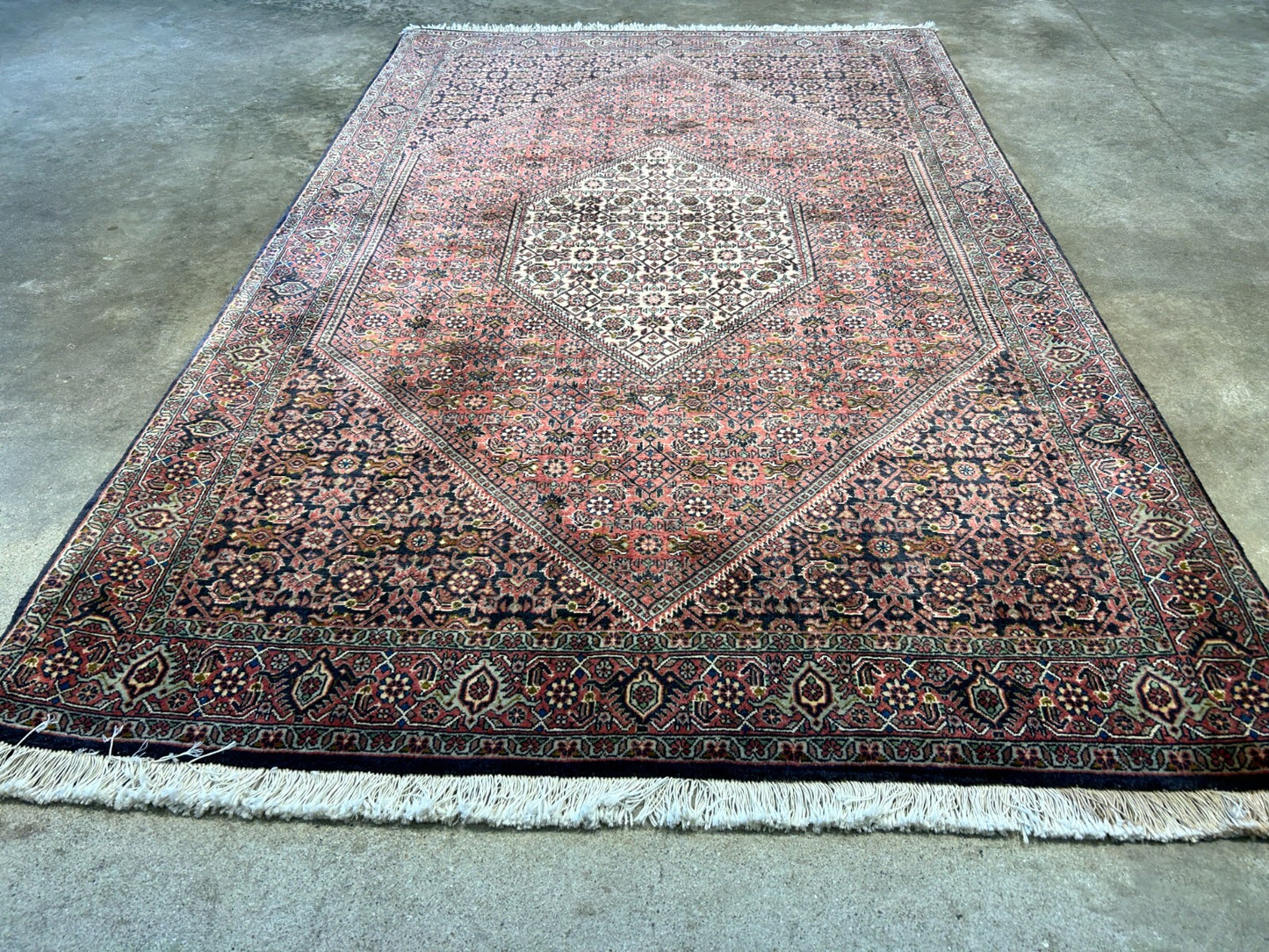 3'8"x5'10" Hand-Knotted 100% Wool Bidjare Carpet - Area Rug