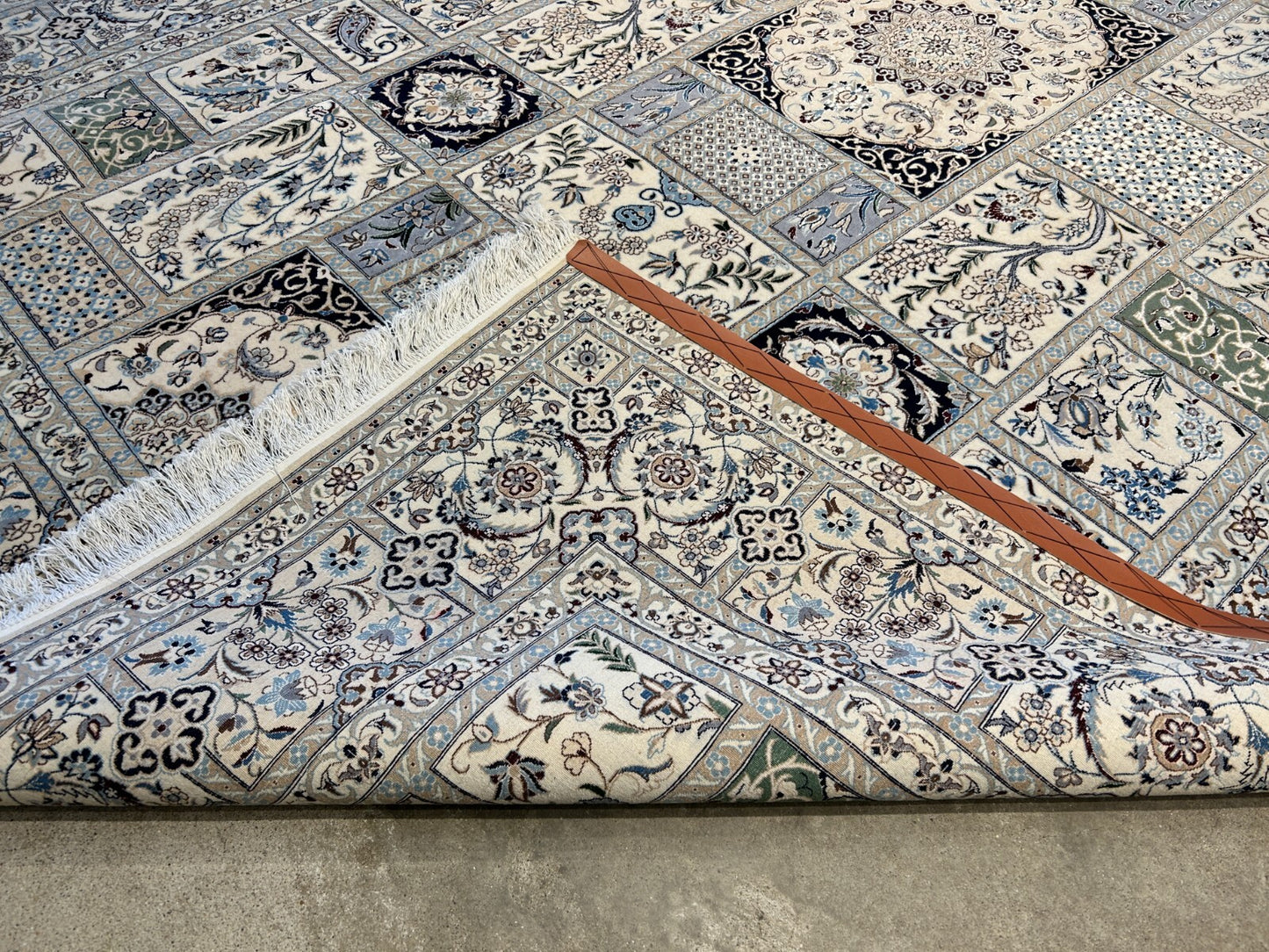 6'9"x10'2" Extra Fine Hand-Knotted Wool & Silk Habibian Naine Rug - Area Carpet