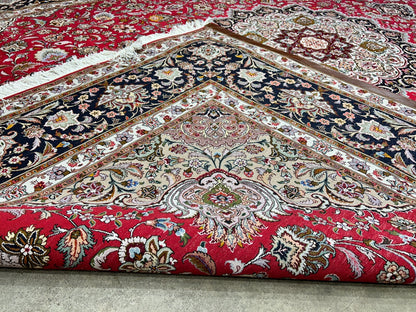 8'10"x12'11" Fine Hand-Knotted Wool & Silk Tabrize Rug
