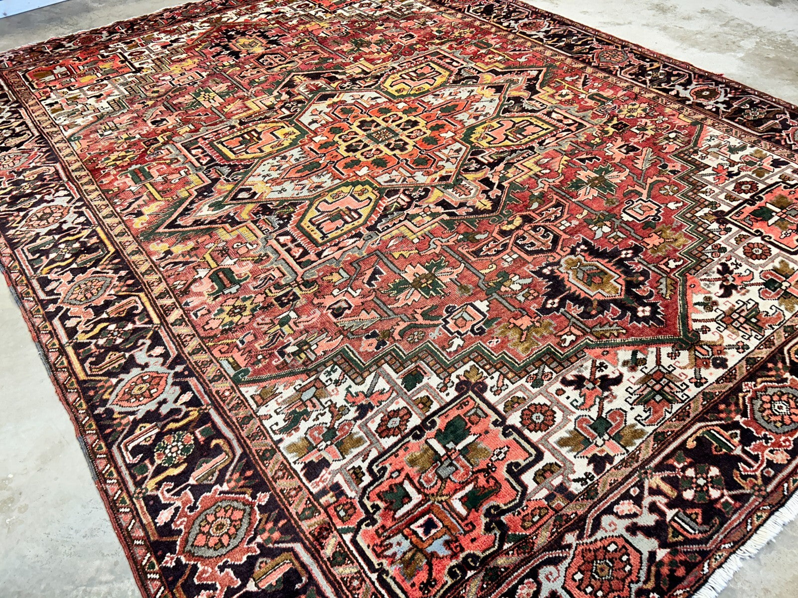 9'7"x12'8" Hand-Knotted 100% Lamb Wool Herize Carpet - Area Rug