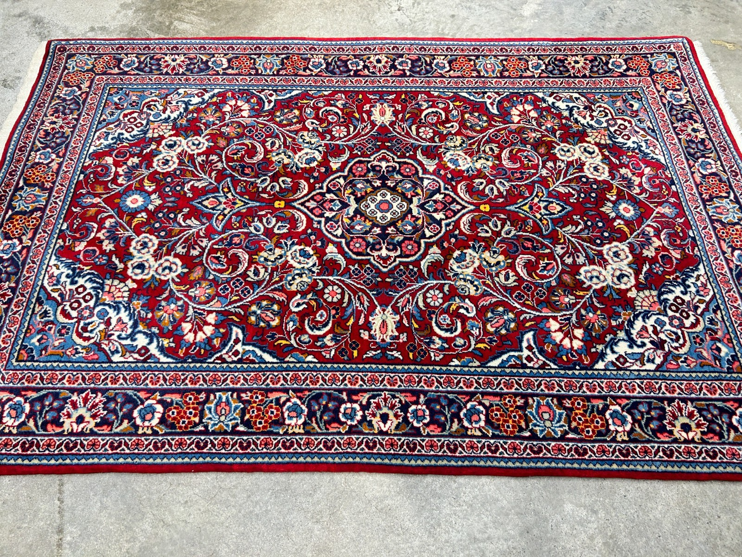 3'5"x5'2" Hand-Knotted 100% Wool Pile Sarouke Rug