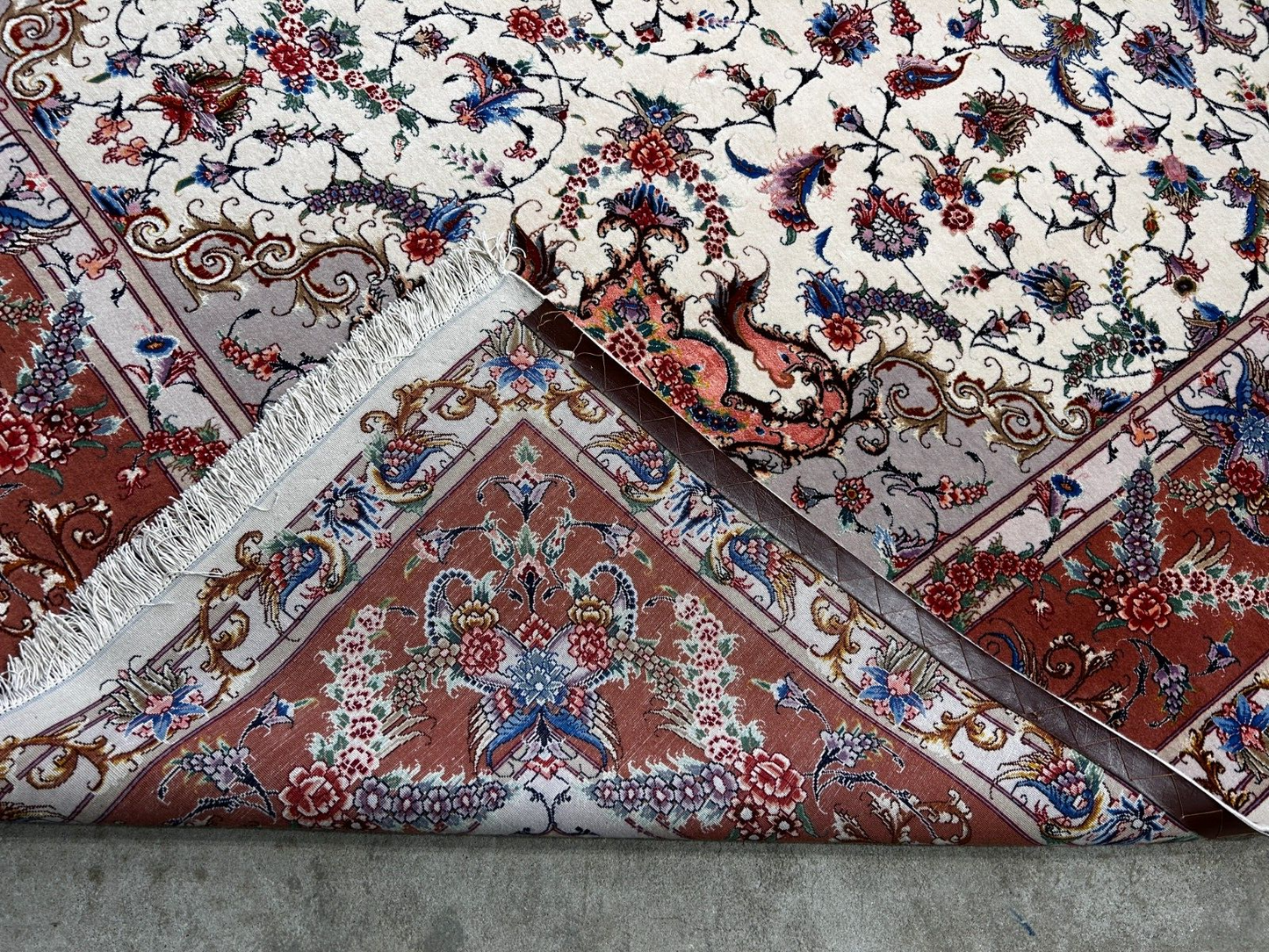 8'1"x11'7" Extra Fine Hand-Knotted Wool & Silk Oriental Rug - Area Carpet