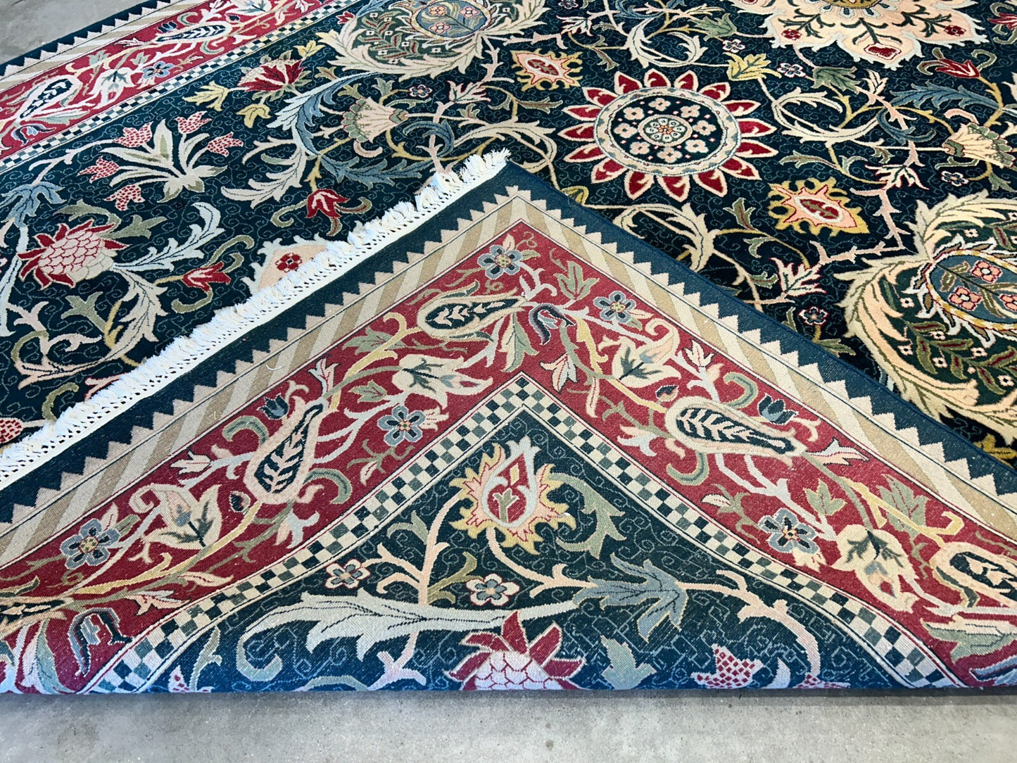 9'x12' Hand-Knotted 100% Wool Pile Oriental Rug