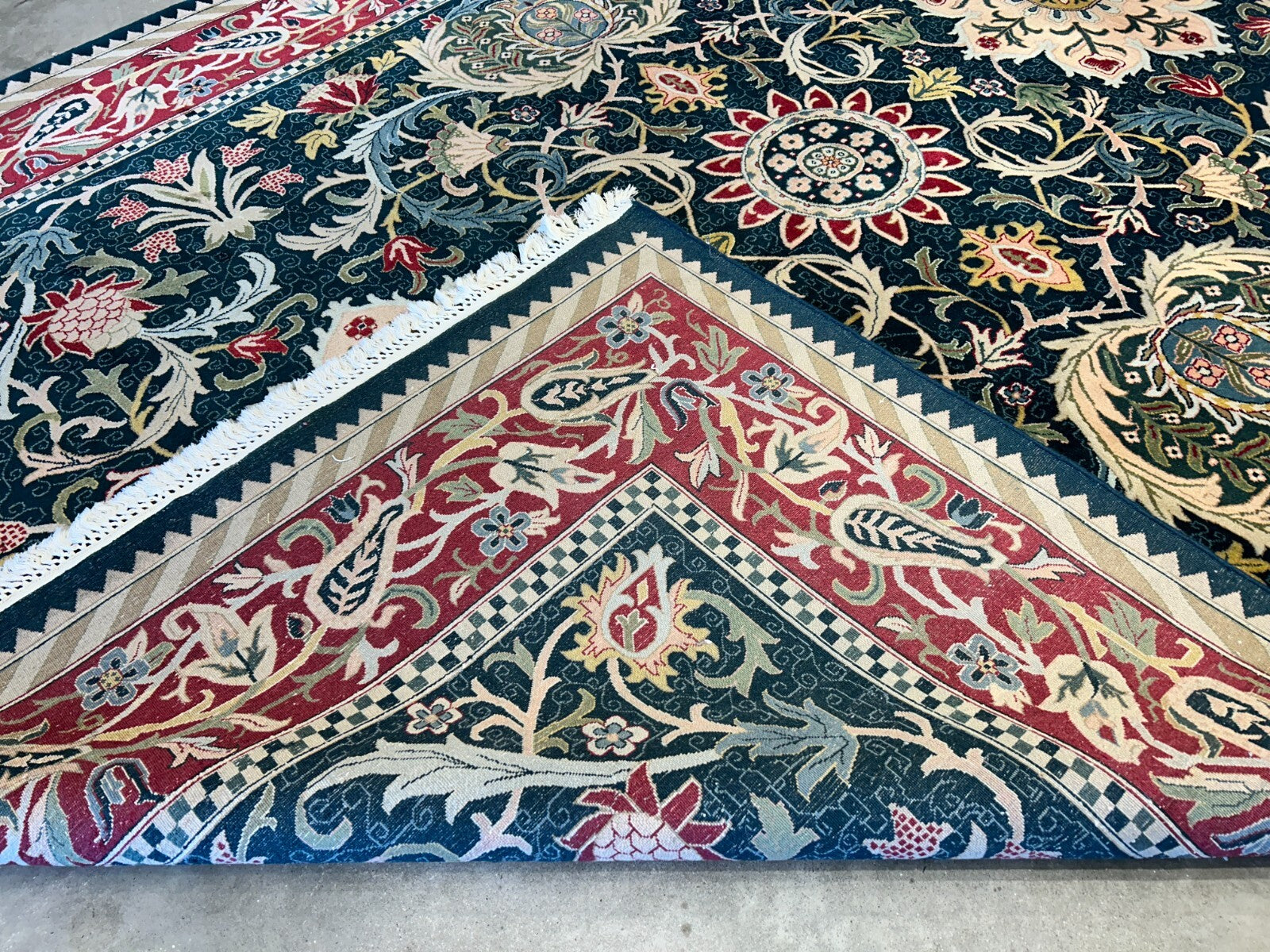 9'x12' Hand-Knotted 100% Wool Pile Oriental Rug