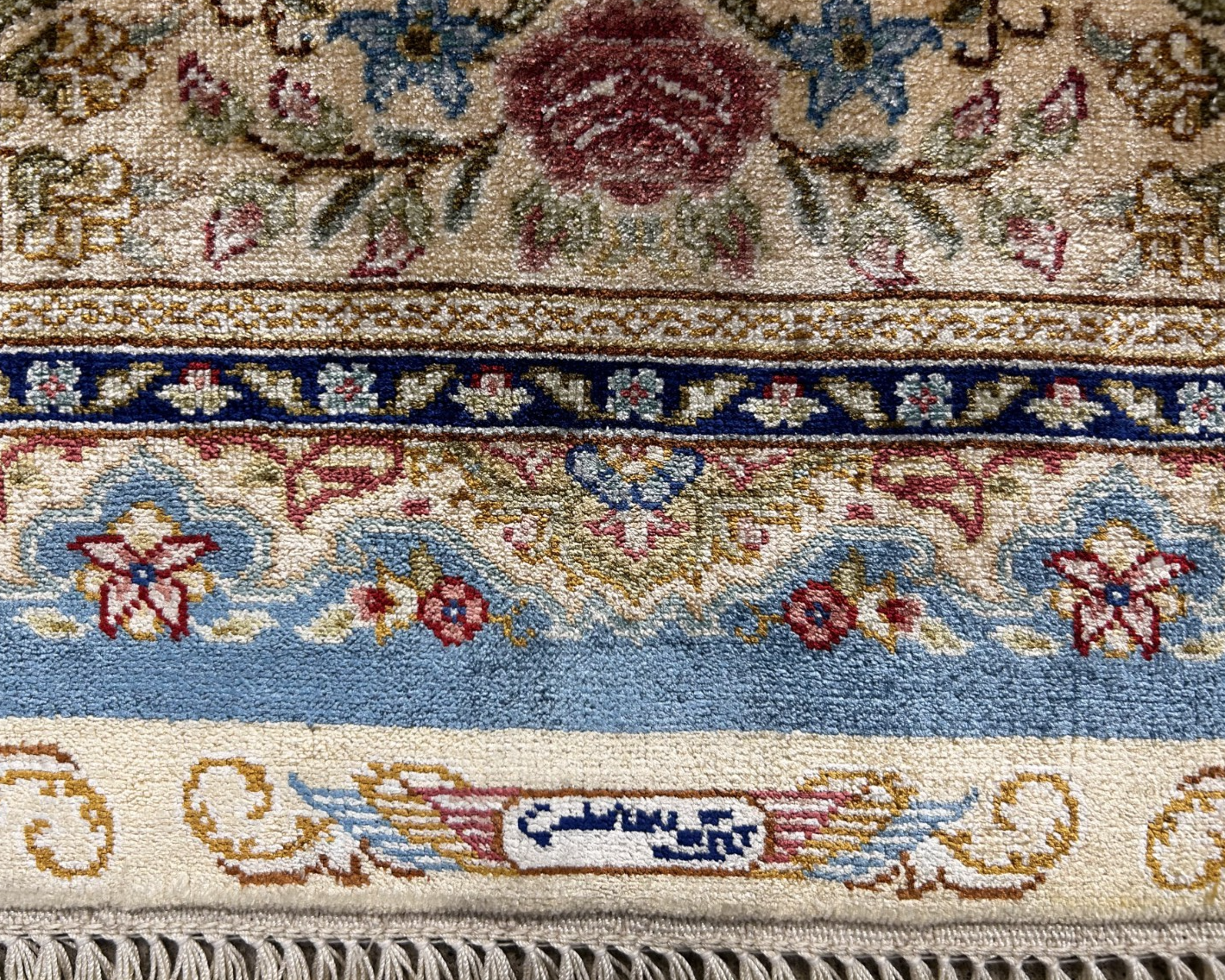 6'x9' Exquisite Hand-Knotted 100% Silk Oriental Rug