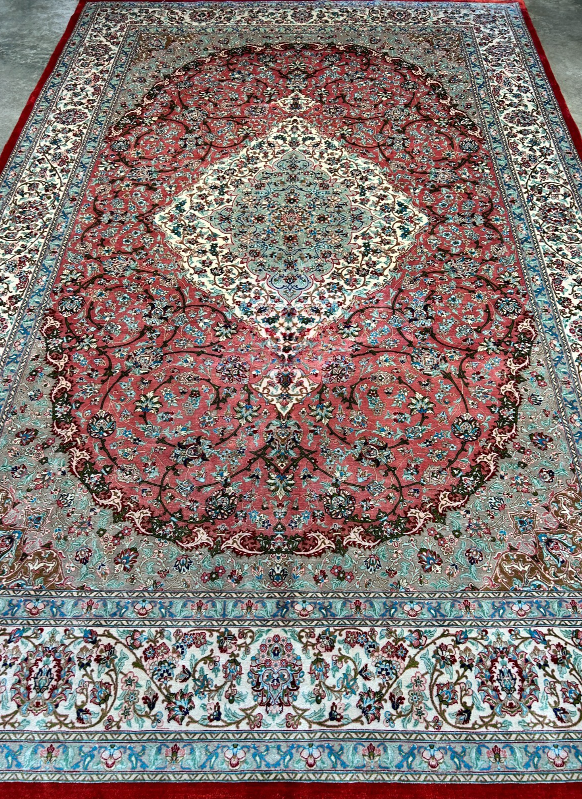 6'5"x9'5" Exquisite Hand-Knotted 100% Silk Qume Rug
