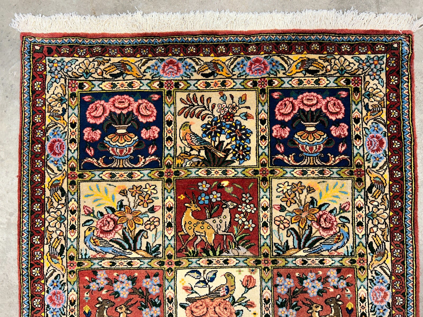 3'5"x5'2" Hand-Knotted 100% Lamb Wool Bakhtiarie Carpet - Area Rug