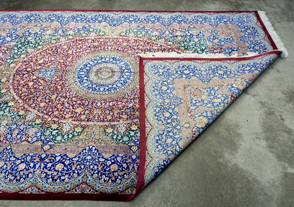 6'6"x10' Exquisite Extra-Fine Hand-Knotted 100% Silk Qume Carpet - Area Rug