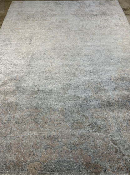 5'8"x7'10'' Hand-Knotted Wool & Silk  Pile Modern Area Rug - Carpet