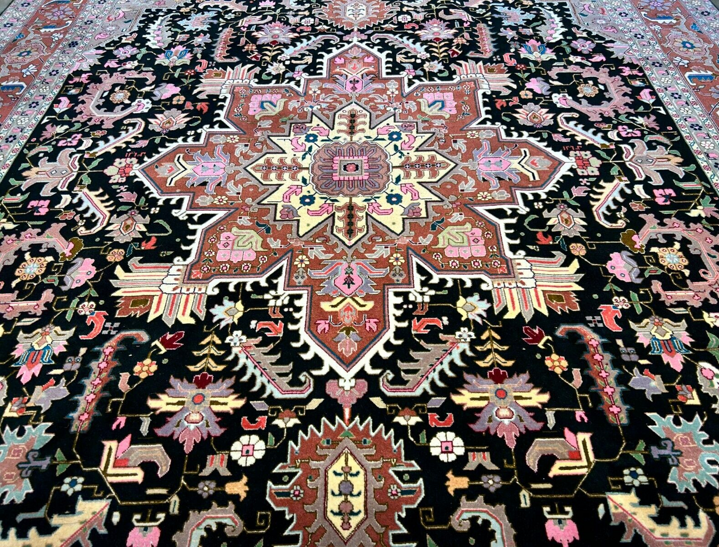 6'6"x9'6" Fine Hand-Knotted Wool & Silk Blend Tabrize Herize Carpet - Area Rug