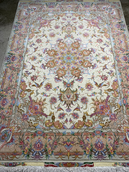 4'10"x6'10" Very Fine Hand-Knotted Wool & Silk Blend Tabrize Carpet - Area Rug