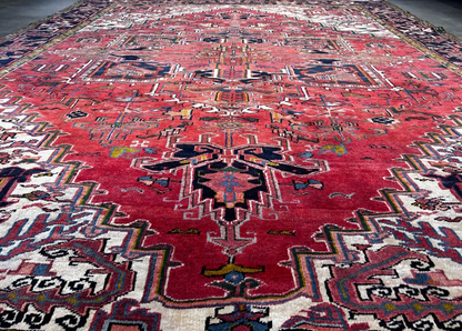 8'3" x 10'6'' Hand-Knotted 100% Wool Pile Herize Area Rug - Carpet