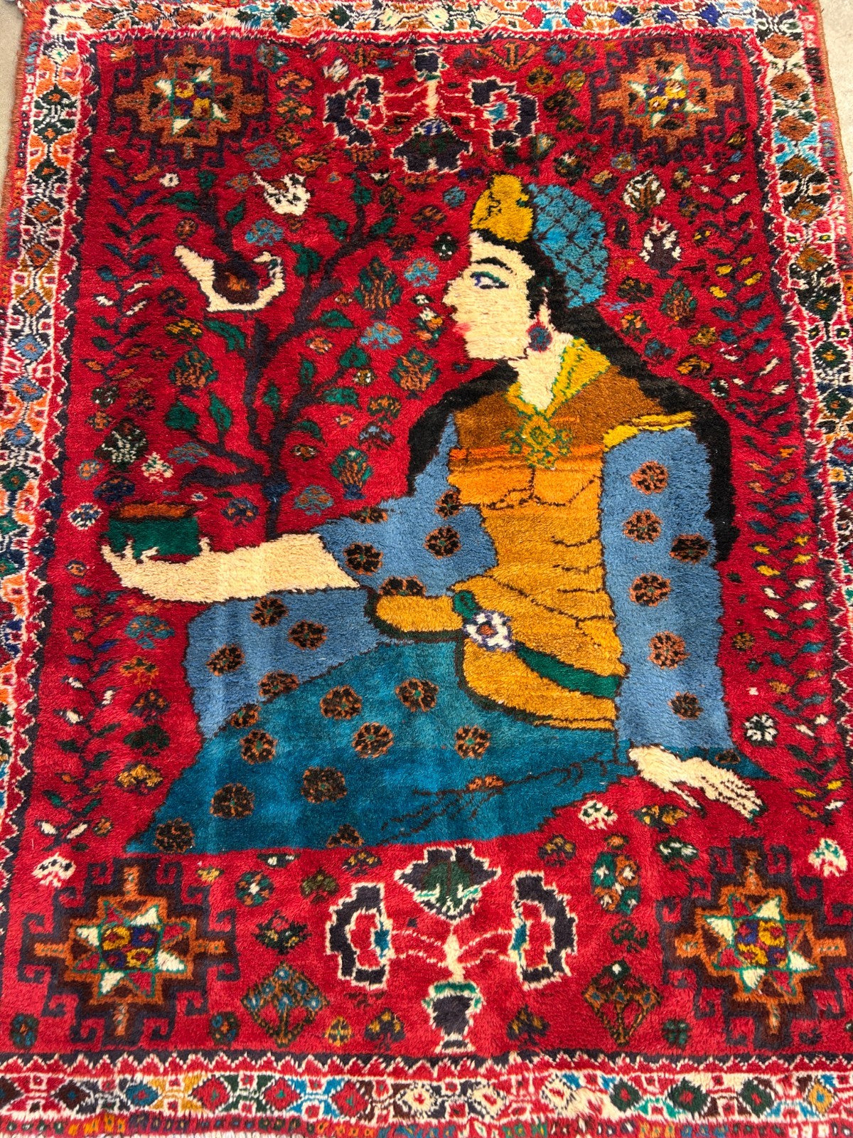 4'2"x5'3" Gorgeous Hand-Knotted 100% Wool Pile Pictorial Area Rug - Carpet