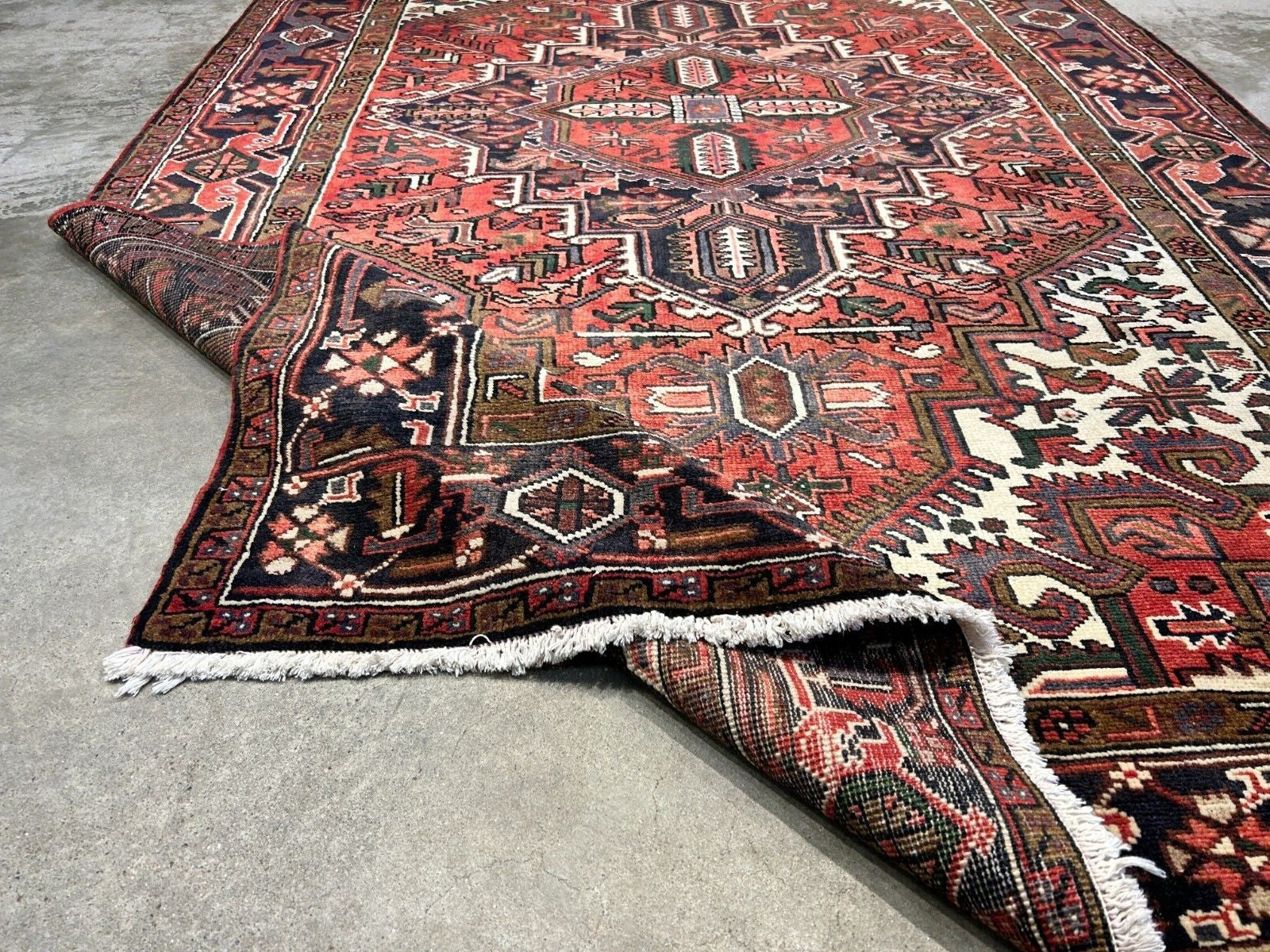 6'7" x 10'4" One-of-a-kind 100% Wool Pile Herize Area Rug - Handamade Carpet