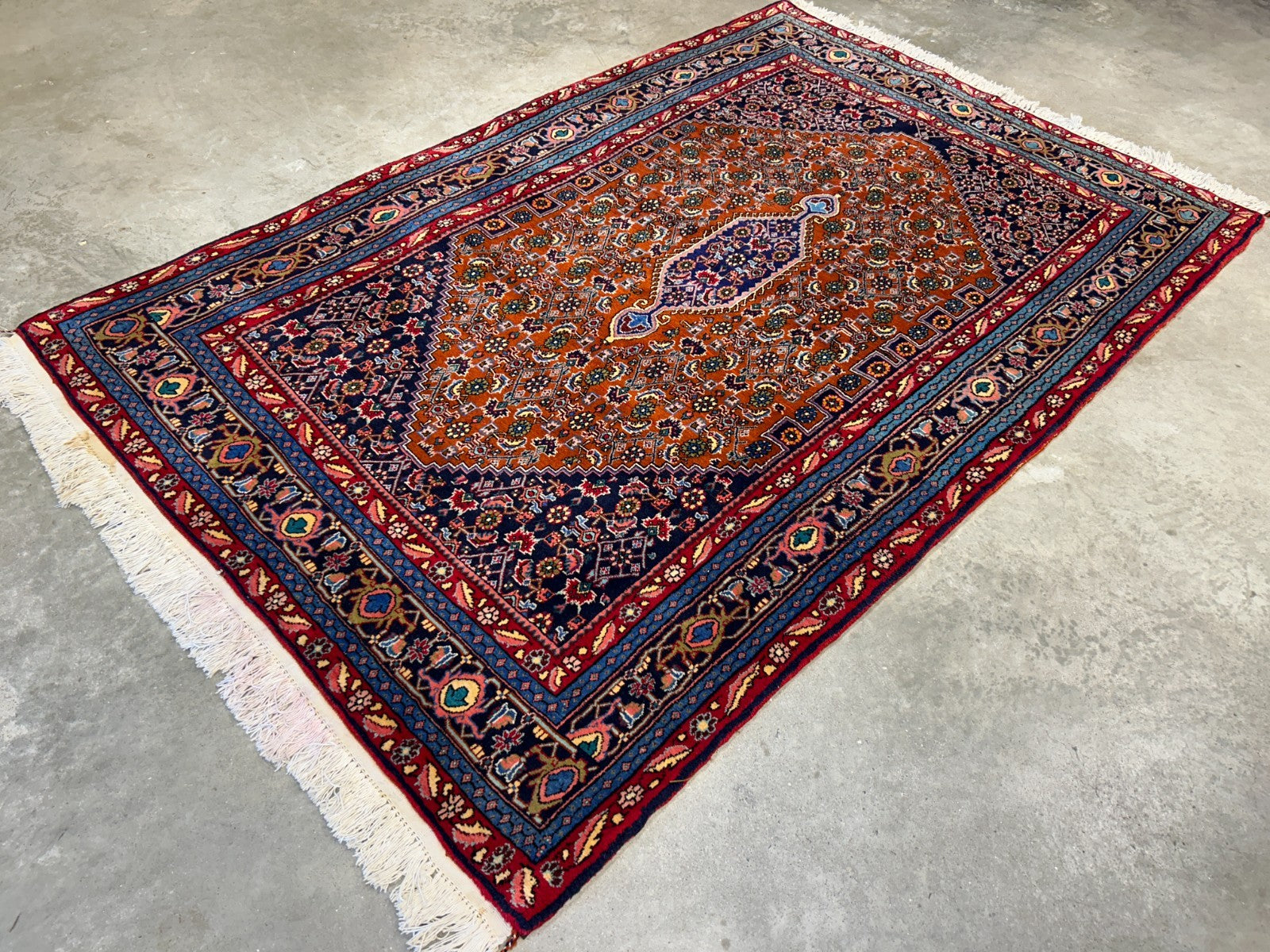 4'8"x7'2" Hand-Knotted 100% Wool Pile Bidjare Area Rug - Carpet