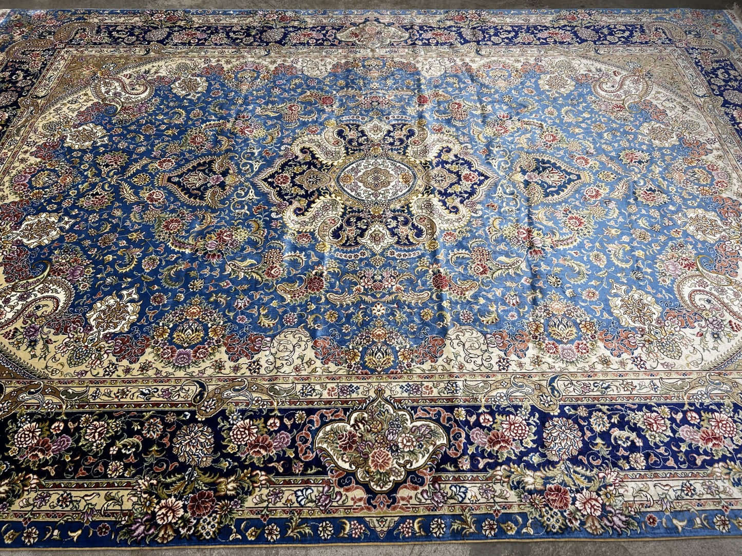 6'x9' Exquisite Hand-Knotted 100% Silk Oriental Rug
