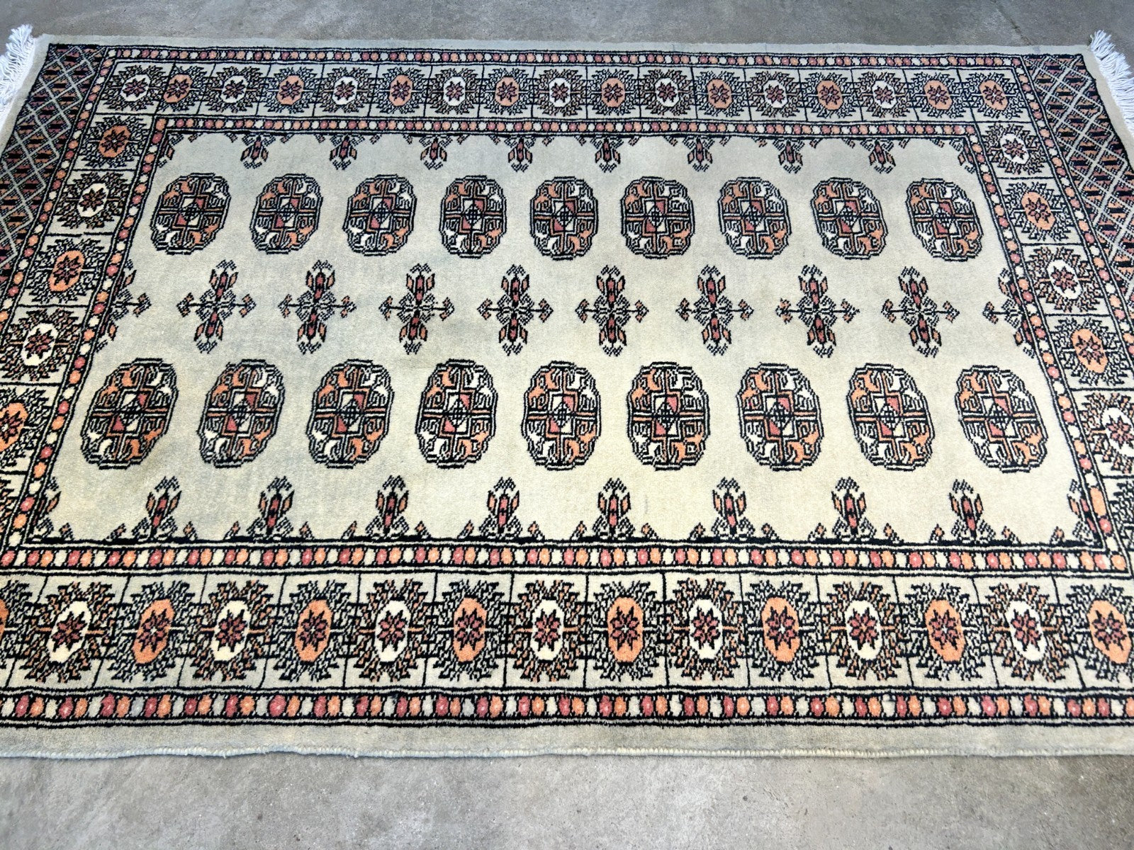 3'1"x4'9" Hand-Knotted 100% Wool Pile Bokhara Rug