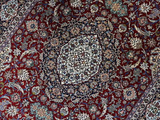 8'1"x11'9" Extra Fine Hand-Knotted Wool & Silk Isfahane Rug