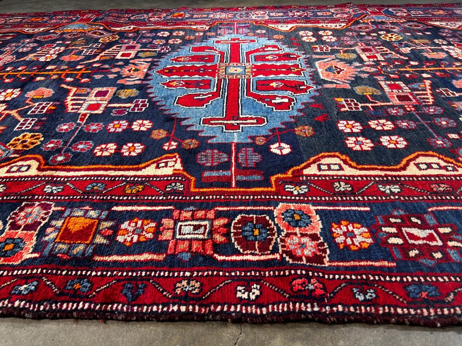 5'4" x 10'0" Hand-Knotted 100% Wool Pile Tuyserkan Area Rug - Carpet