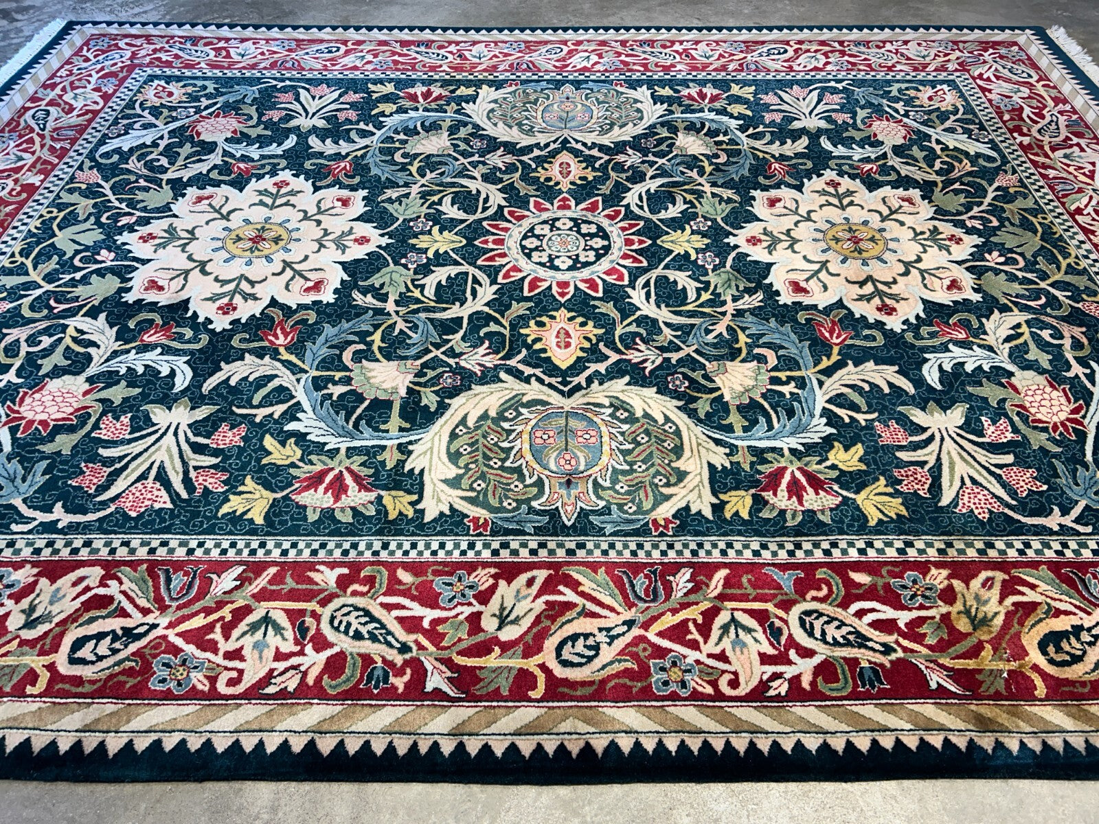 9'x12' Hand-Knotted 100% Wool Pile Oriental Rug