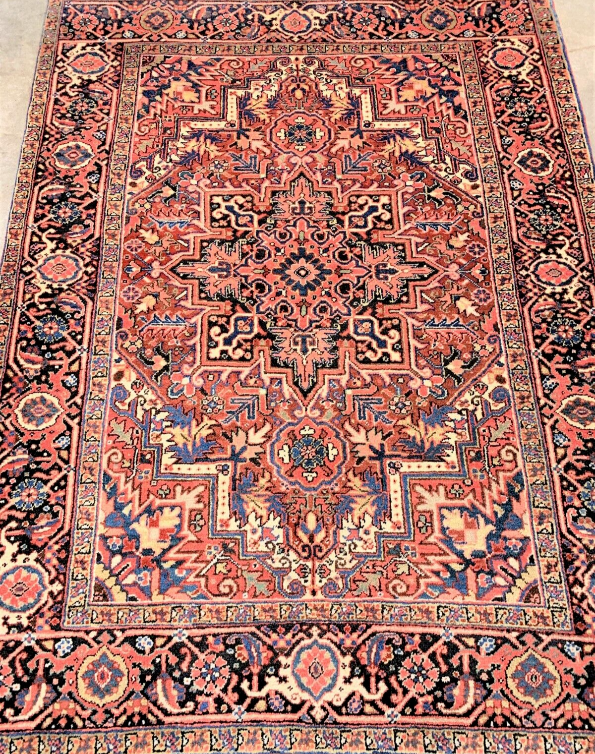 4'8" x 6'5" Hand-Knotted 100% Wool Pile Herize Area Rug - Area Carpet