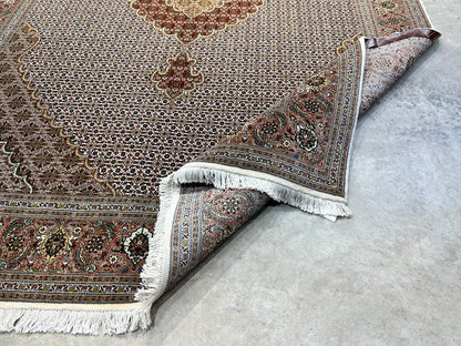 6'8"x10' Fine Hand-Knotted Wool & Silk Oriental Tabrize Rug - Area Carpet