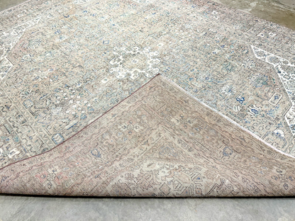 9'8"x12'5" Hand-Knotted 100% Wool Pile Herize Rug