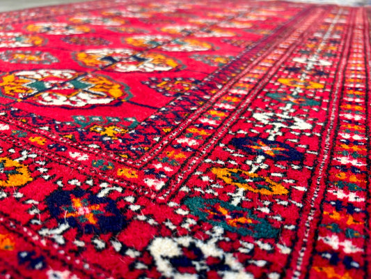 2'8"x3'10" Hand-Knotted 100% Wool Pile Bokhara Rug