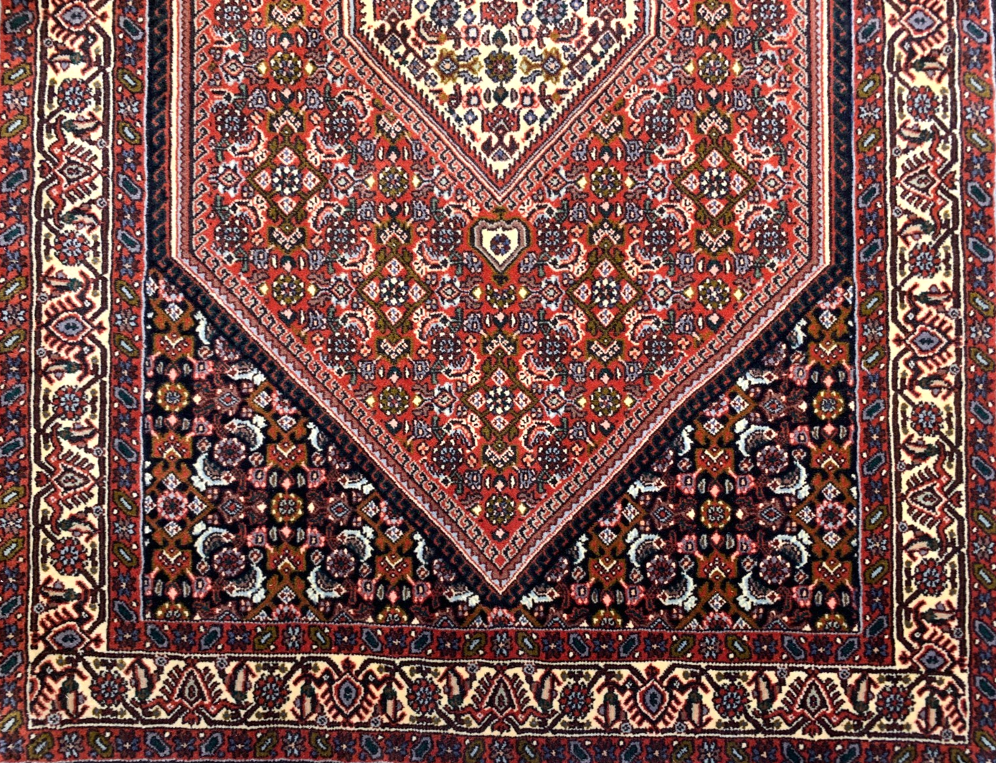 2'11"x4'11'' Hand-Knotted 100% Wool Bidjare Area Rug - Area Carpet