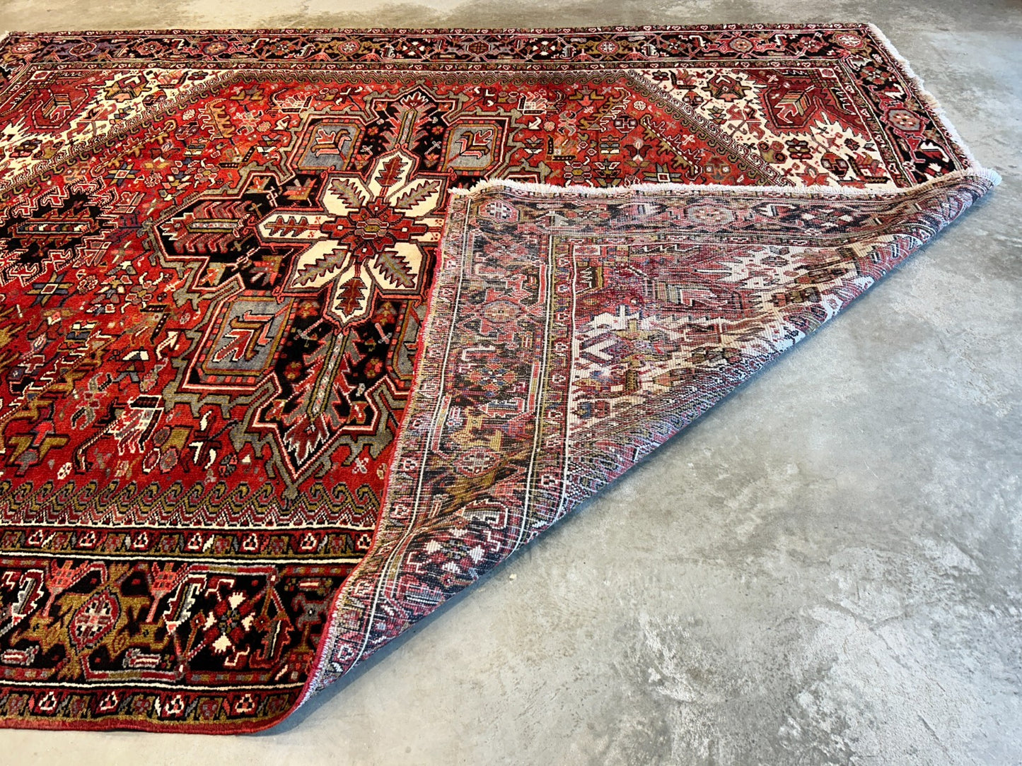 9'x11'5" Hand-Knotted 100% Wool Pile Herize Rug