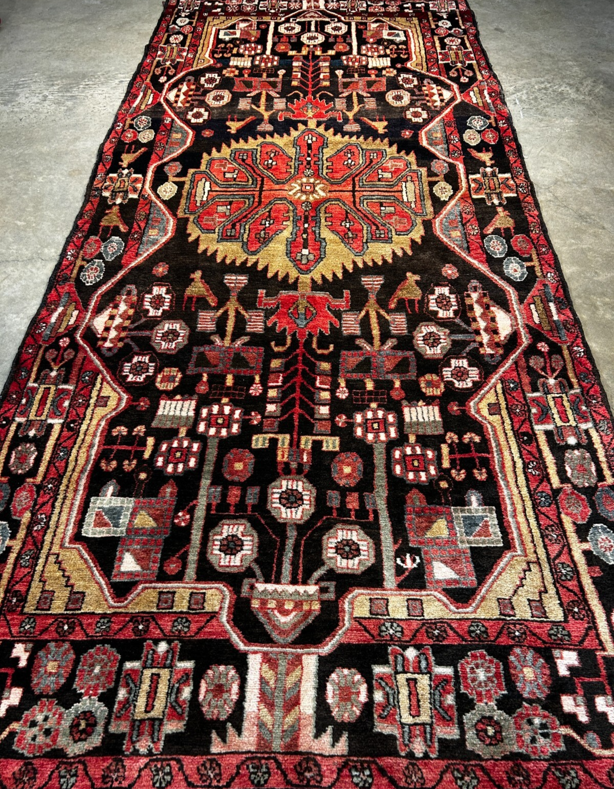 4'9" x 10'8" Hand-Knotted 100% Wool Pile Nahavande Area Rug - Carpet