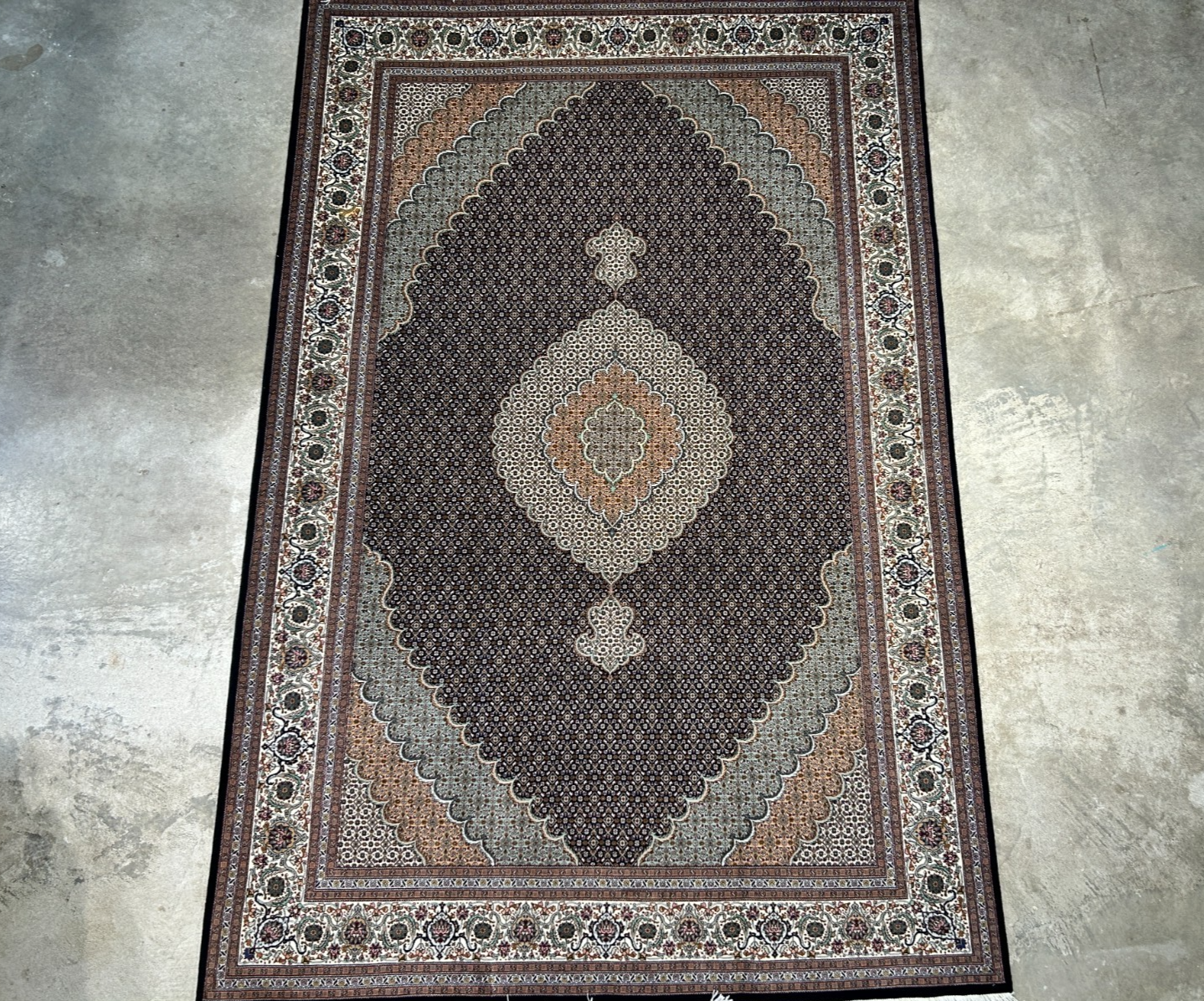 6'8"x10'3" Fine Hand-Knotted Wool & Silk Blend Tabrize Mahi Carpet - Area Rug