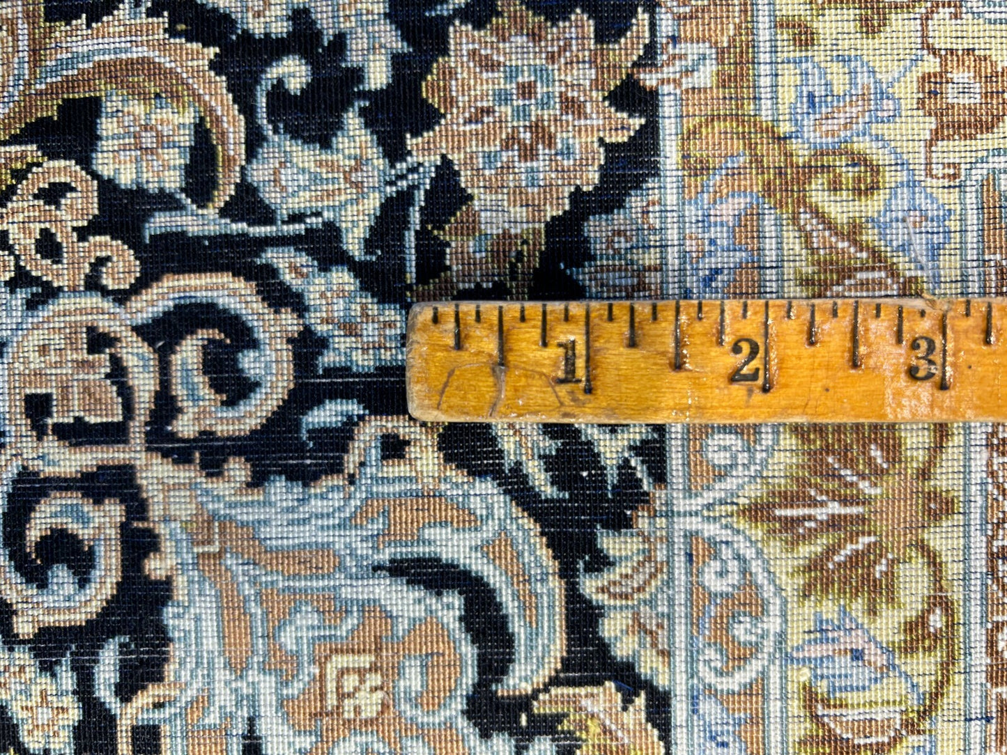 6'6"x10' Exquisite Hand-Knotted 100% Silk Qume Rug