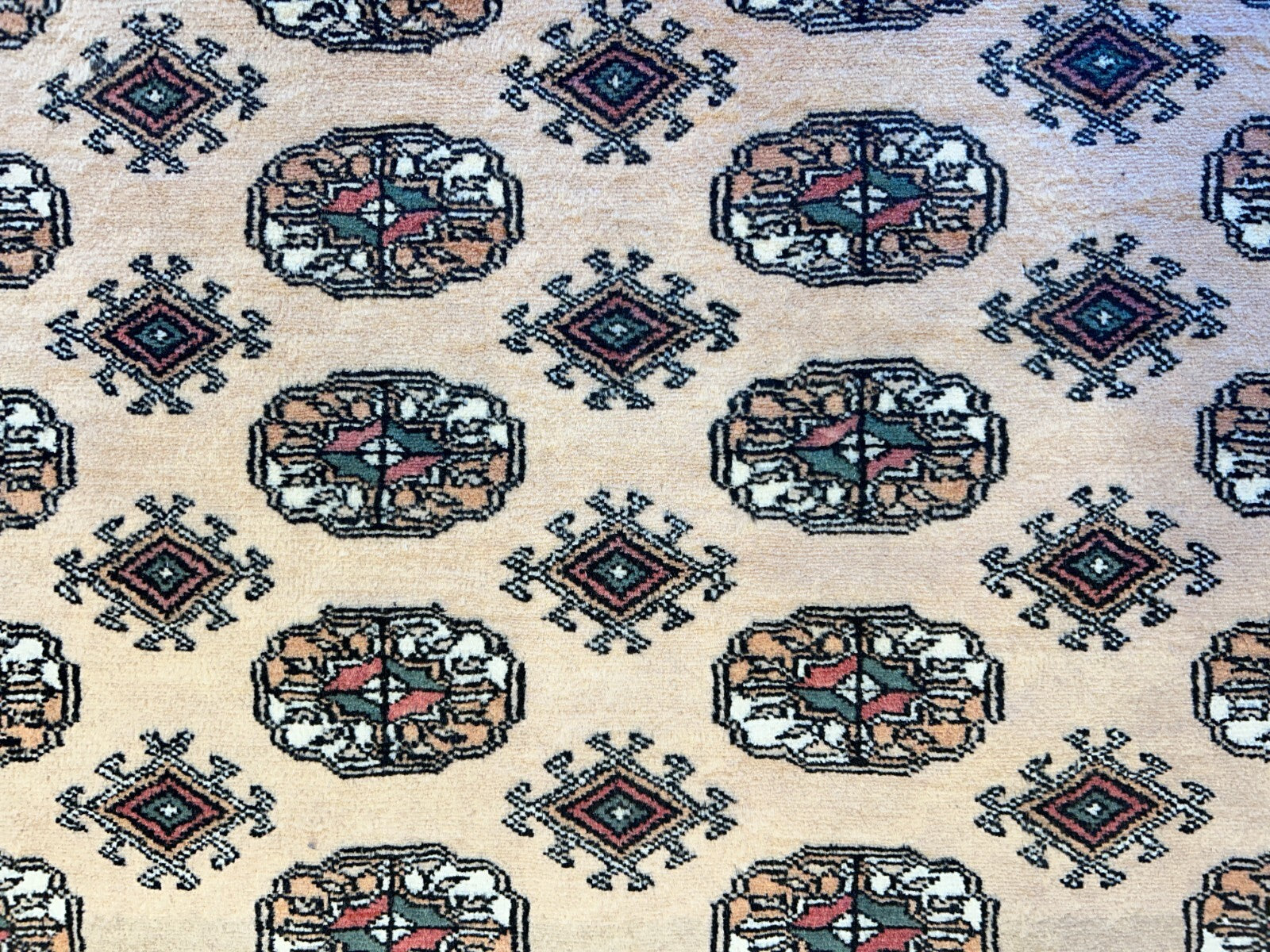 9'3"x12'6" Hand-Knotted 100% Wool Pile Bokhara Rug