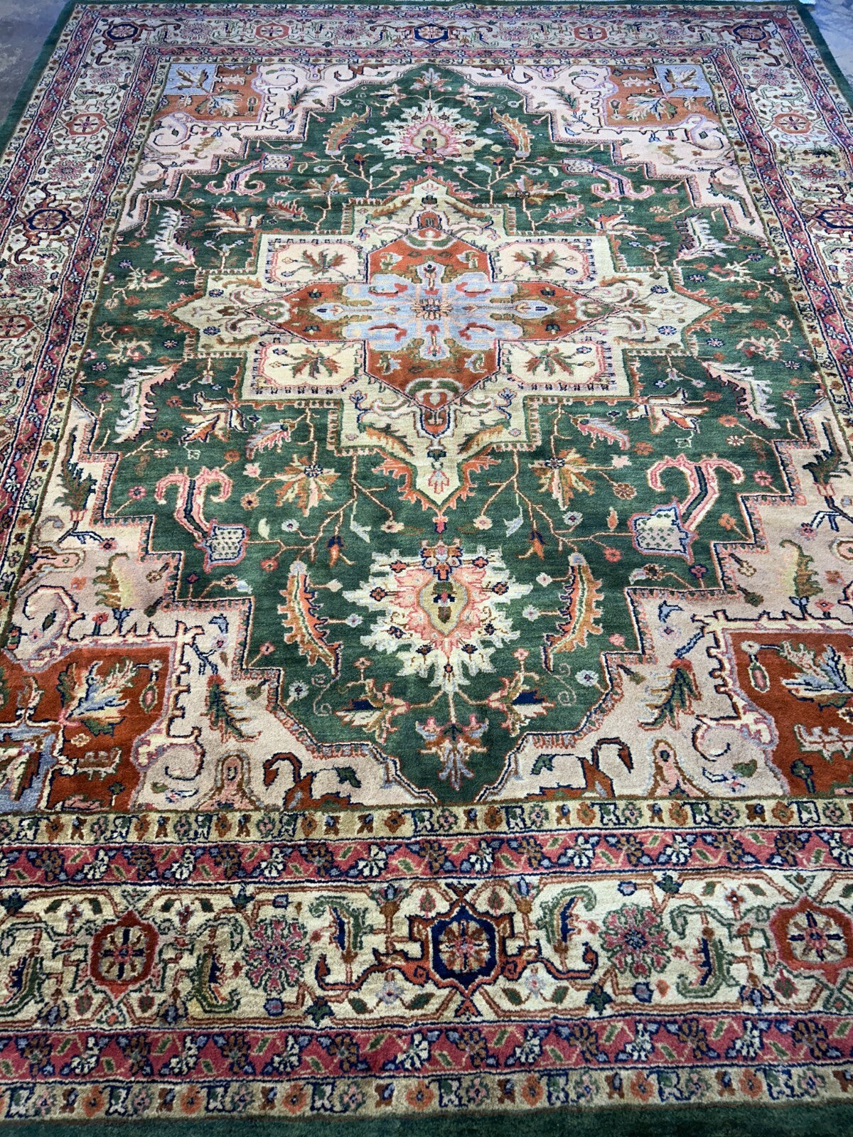 9'x12' Hand-Knotted 100% Wool Pile Herize Rug