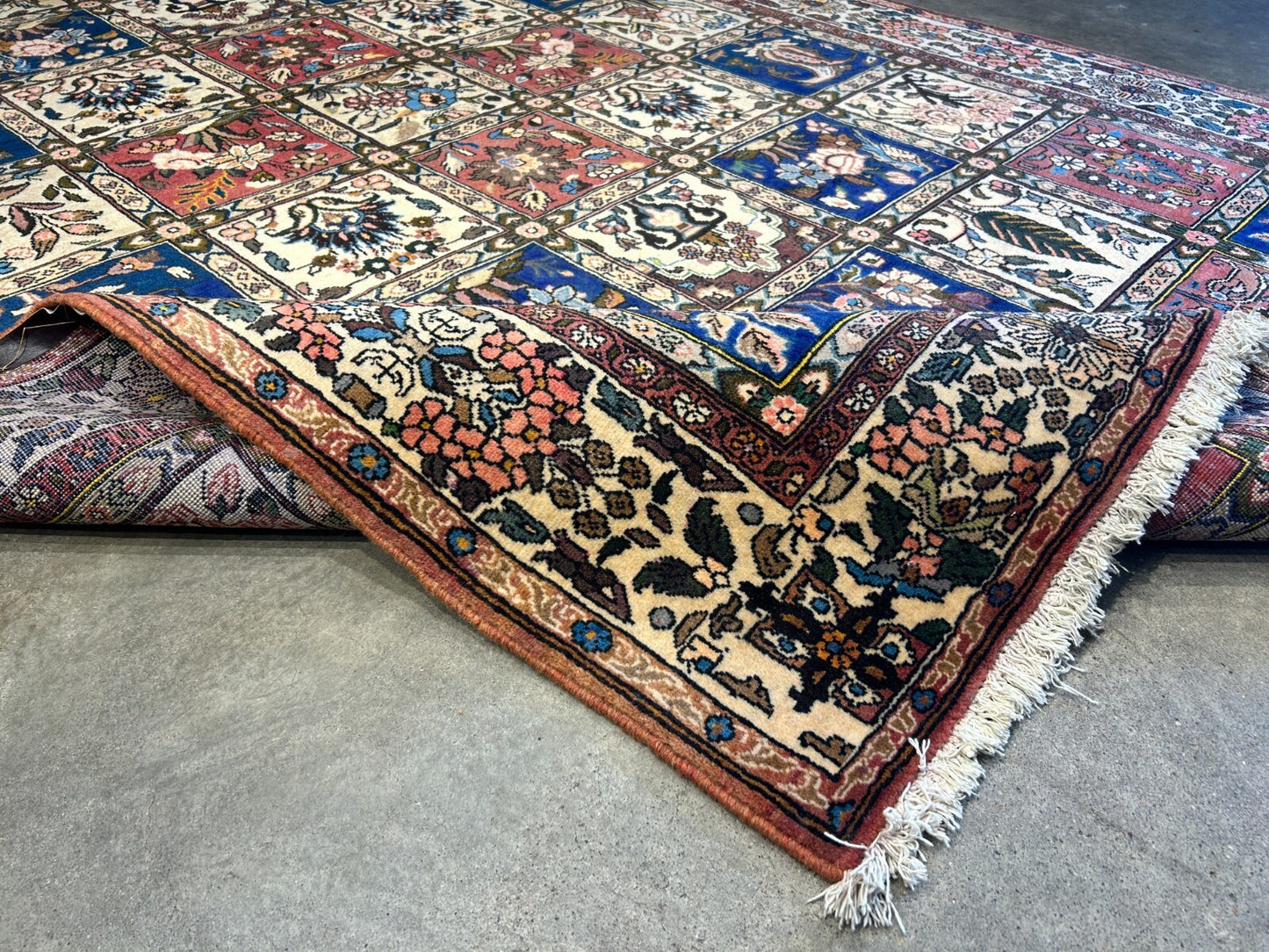 6'6"x10'0" Hand-Knotted 100% Lamb Wool Bakhtiarie Carpet - Area Rug