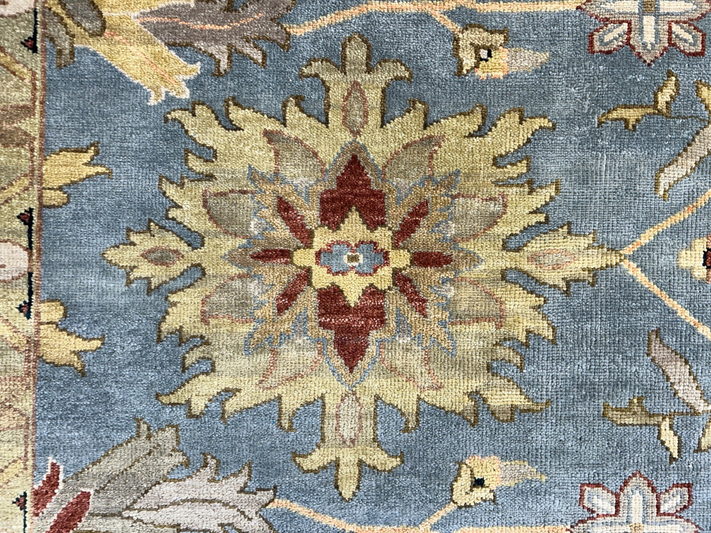 9'x12' Hand-Knotted 100% Wool Pile Mahal Design Carpet - Area Rug