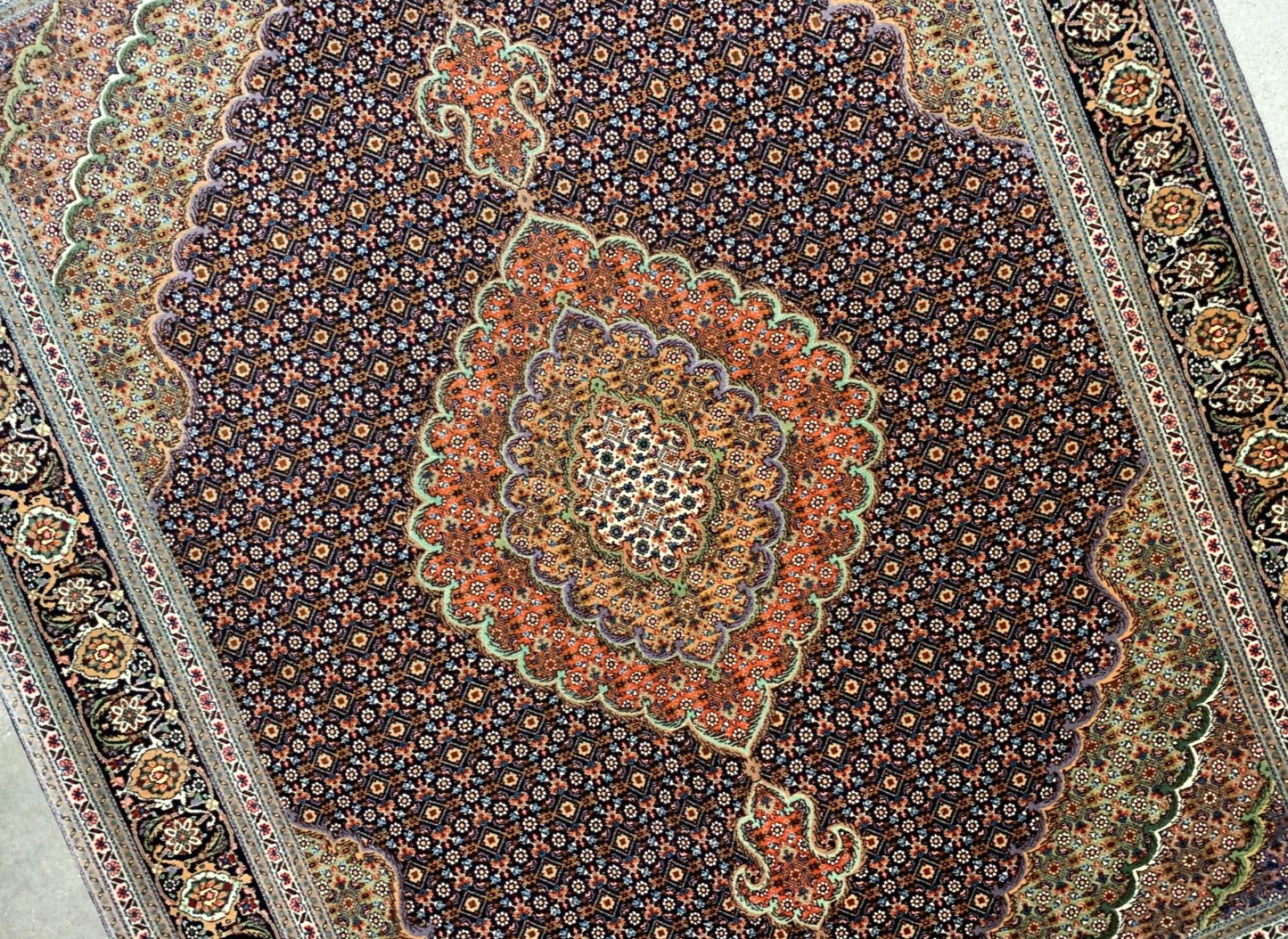 5'x6'10" Fine Hand-Knotted Wool & Silk Blend Tabrize Mahi Carpet - Area Rug