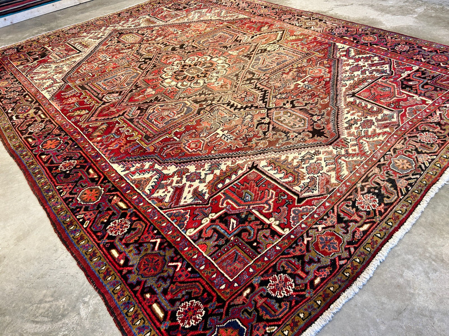 9'x11'9" Hand-Knotted 100% Wool Pile Herize Rug