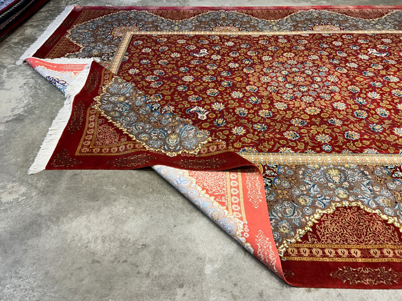 9'8"x13'6" Exquisite Signed Hand-Knotted 100% Silk Qume Rug