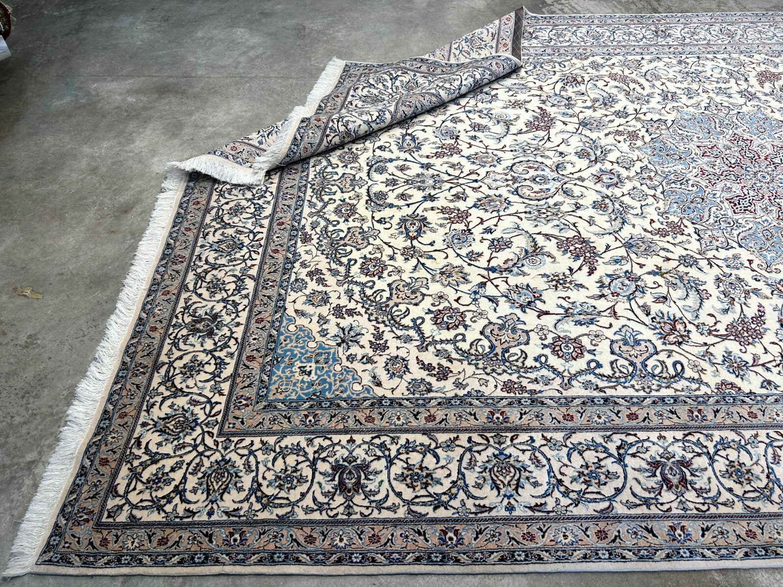 6'9"x10'7" Extremely Fine Hand-Knotted Wool & Silk Blend Naine Carpet - Area Rug